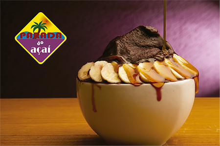 Parada do Açaí - Açaí batido com frutas, acompanha banana e granola